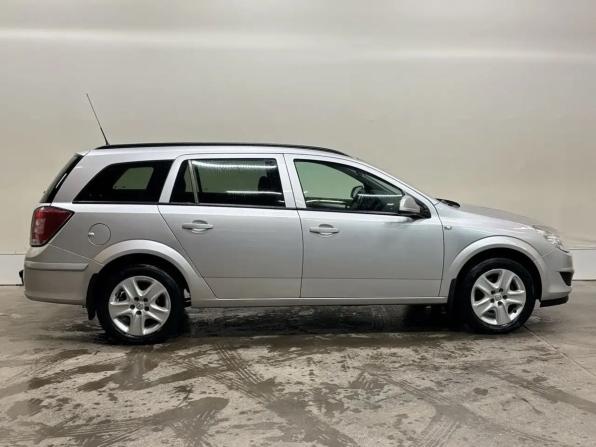 Opel Astra H Рестайлинг с пробегом 2012 года, цена 677 000 рублей, 157466 км, универсал, Автокод Объявления