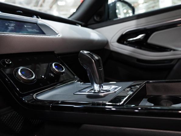 Land Rover Range Rover Evoque II с пробегом 2019 года, цена 3 499 700 рублей, 118037 км, внедорожник, Автокод Объявления
