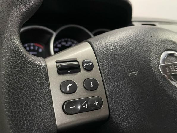 Nissan Tiida I Рестайлинг с пробегом 2013 года, цена 890 000 рублей, 90126 км, хэтчбек, Автокод Объявления