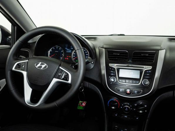 Hyundai Solaris I Рестайлинг с пробегом 2014 года, цена 774 000 рублей, 222925 км, хэтчбек, Автокод Объявления