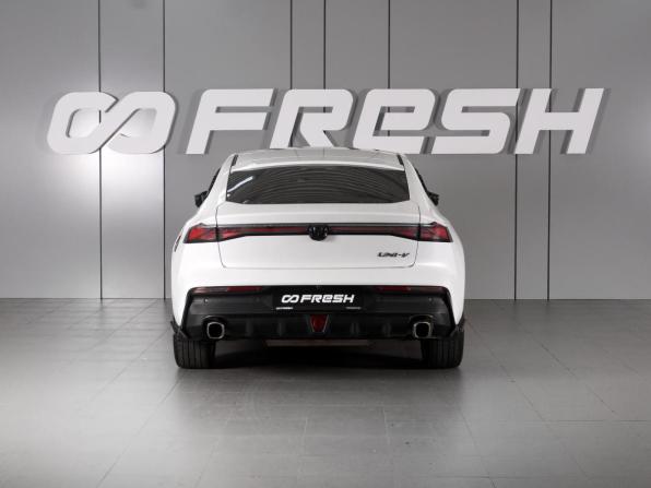 Changan UNI-V I с пробегом 2023 года, цена 2 099 000 рублей, 56159 км, лифтбек, Автокод Объявления