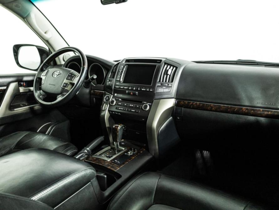 Toyota Land Cruiser 200 Series Санкт-Петербург  - изображение 9