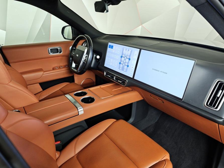 Li Auto (Lixiang) L9 I Москва  - изображение 12