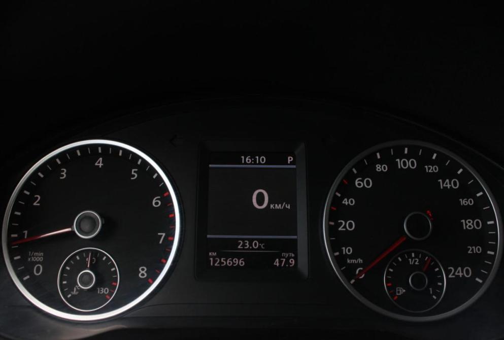 Volkswagen Tiguan I Рестайлинг Саратов  - изображение 17
