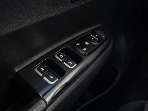 Kia Rio IV Рестайлинг с пробегом 2021 года, цена 1 522 000 рублей, 105474 км, хэтчбек, Автокод Объявления