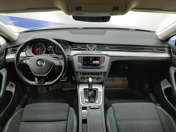 Volkswagen Passat B8 с пробегом 2016 года, цена 2 190 000 рублей, 133877 км, универсал, Автокод Объявления
