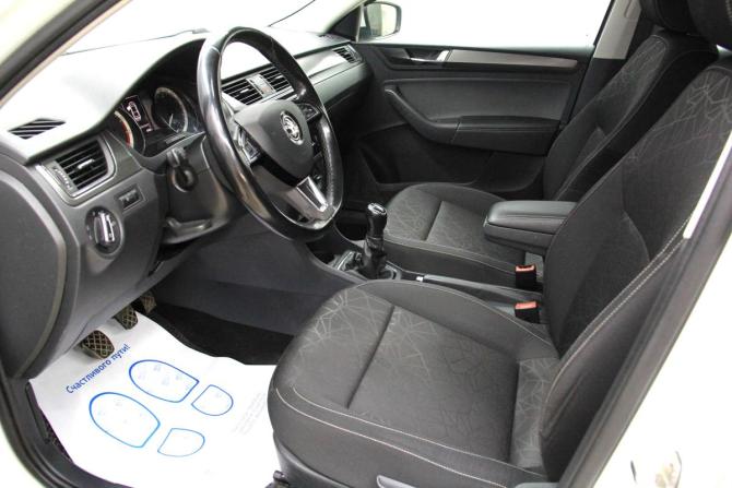 Skoda Rapid I Рестайлинг с пробегом 2018 года, цена 1 255 400 рублей, 125011 км, лифтбек, Автокод Объявления