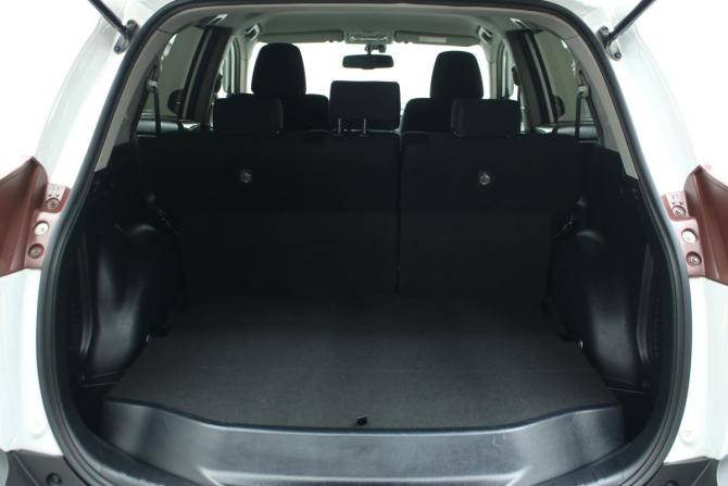 Toyota RAV4 IV (XA40) с пробегом 2015 года, цена 1 930 000 рублей, 172782 км, внедорожник, Автокод Объявления