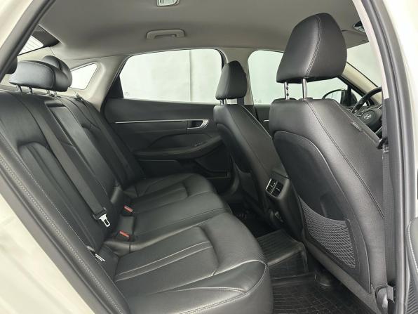 Hyundai Sonata VIII (DN8) с пробегом 2021 года, цена 1 995 000 рублей, 152343 км, седан, Автокод Объявления