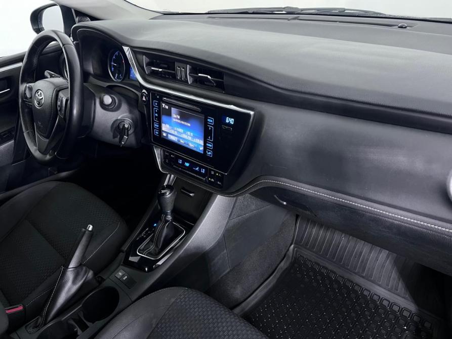 Toyota Corolla XI (E160 E170 E180) Рестайлинг 1 Ростов-на-Дону  - изображение 12