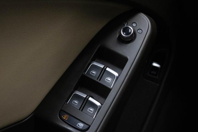 Audi A4 IV (B8) Рестайлинг с пробегом 2015 года, цена 1 449 000 рублей, 185417 км, седан, Автокод Объявления