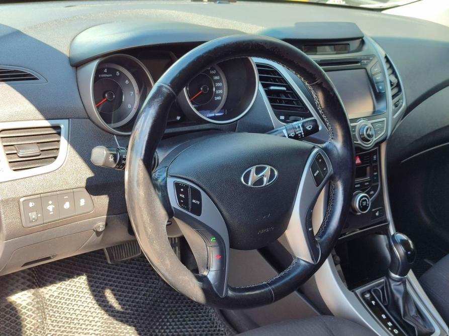 Hyundai Elantra V (MD) Рестайлинг Москва  - изображение 14