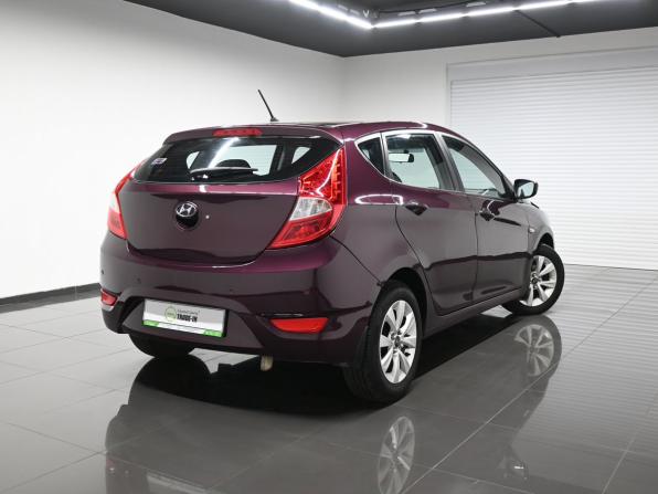 Hyundai Solaris I с пробегом 2012 года, цена 675 000 рублей, 195016 км, хэтчбек, Автокод Объявления