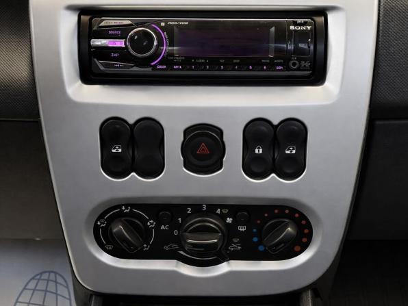 Renault Logan I Рестайлинг с пробегом 2012 года, цена 597 000 рублей, 139000 км, седан, Автокод Объявления
