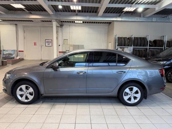 Skoda Octavia III (A7) Рестайлинг с пробегом 2017 года, цена 1 809 000 рублей, 142746 км, лифтбек, Автокод Объявления
