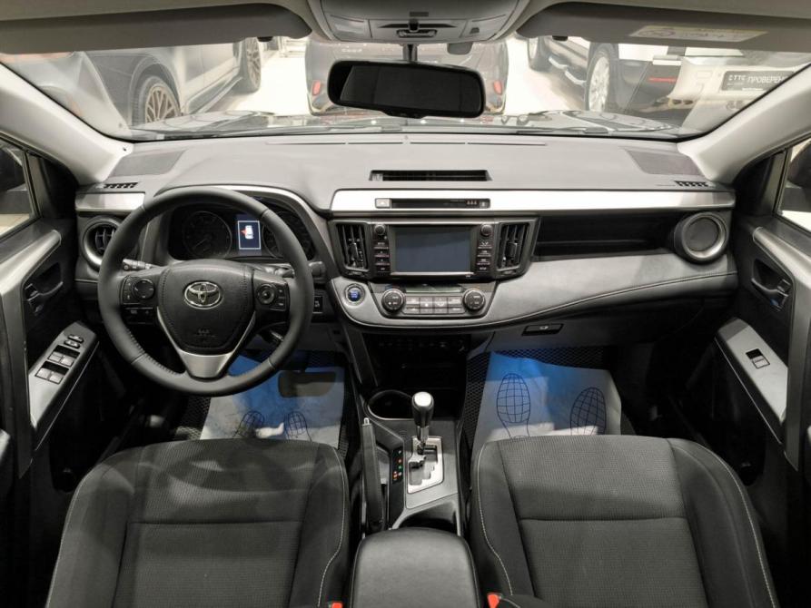 Toyota RAV4 IV (XA40) Рестайлинг Казань  - изображение 17