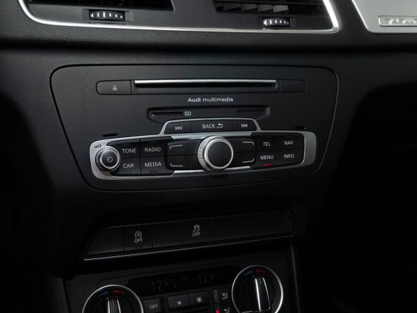 Audi Q3 I (8U) Рестайлинг с пробегом 2015 года, цена 2 348 000 рублей, 63094 км, внедорожник, Автокод Объявления