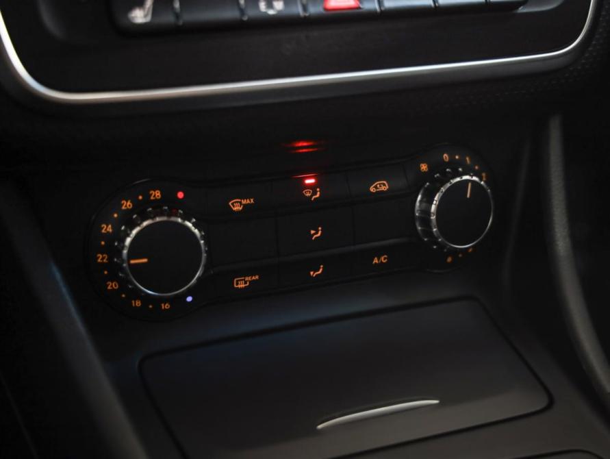 Mercedes-Benz A-Класс III (W176) Санкт-Петербург  - изображение 16