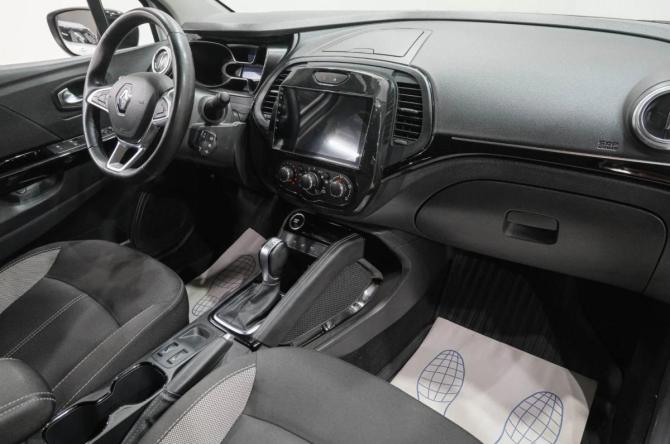 Renault Kaptur I Рестайлинг с пробегом 2021 года, цена 1 667 000 рублей, 63000 км, внедорожник, Автокод Объявления