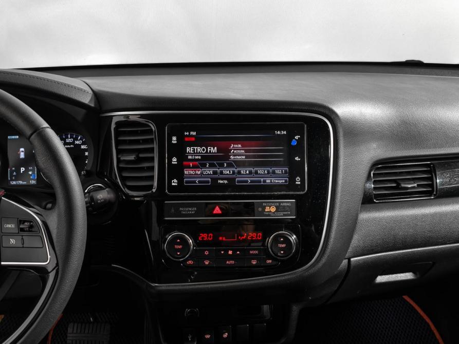 Mitsubishi Outlander III Рестайлинг 3 Санкт-Петербург  - изображение 16