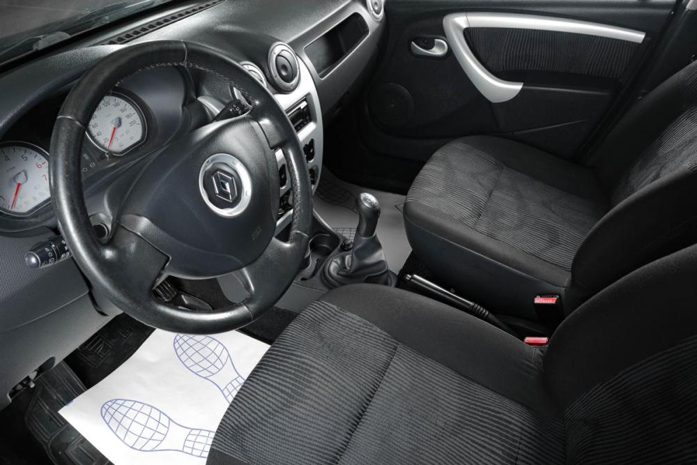 Renault Sandero I Тюмень  - изображение 8