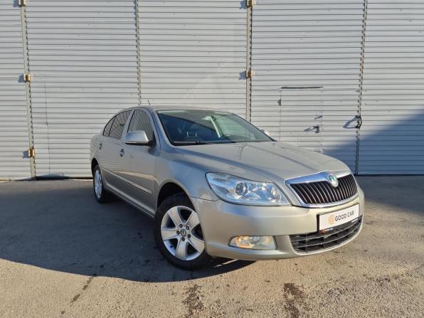Skoda Octavia II (A5) Рестайлинг с пробегом 2012 года, цена 977 000 рублей, 177244 км, лифтбек, Автокод Объявления