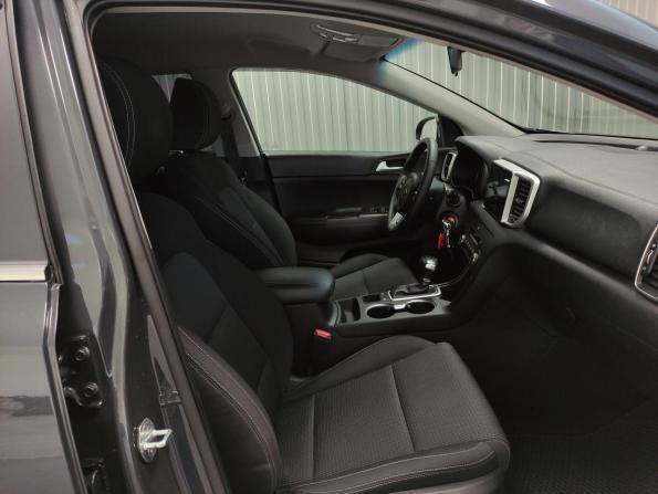 Kia Sportage IV Рестайлинг с пробегом 2021 года, цена 2 389 000 рублей, 92506 км, внедорожник, Автокод Объявления