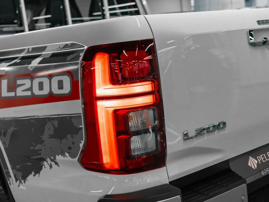 Mitsubishi L200 VI Москва  - изображение 8