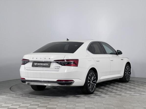 Skoda Superb III Рестайлинг с пробегом 2019 года, цена 2 240 000 рублей, 55567 км, лифтбек, Автокод Объявления