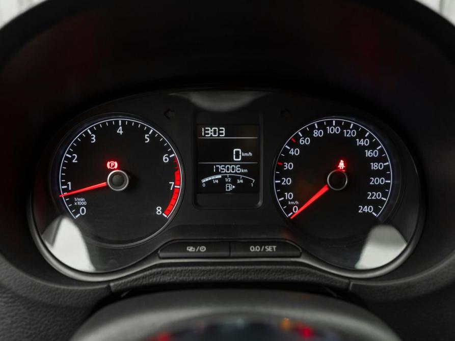 Volkswagen Polo V Рестайлинг Москва  - изображение 11