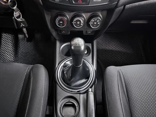 Mitsubishi ASX I Рестайлинг с пробегом 2014 года, цена 1 340 000 рублей, 81270 км, внедорожник, Автокод Объявления