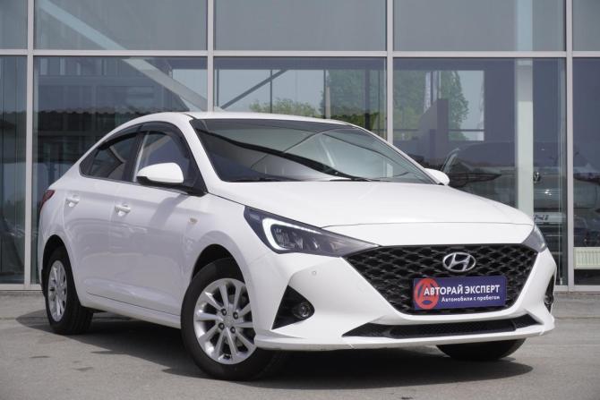 Hyundai Solaris II Рестайлинг с пробегом 2021 года, цена 1 667 000 рублей, 99567 км, седан, Автокод Объявления