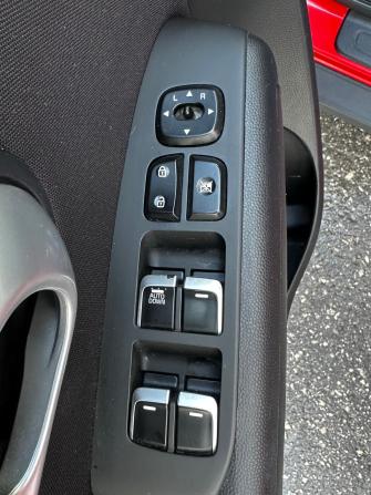 Kia Soul II Рестайлинг с пробегом 2018 года, цена 1 450 000 рублей, 140800 км, хэтчбек, Автокод Объявления