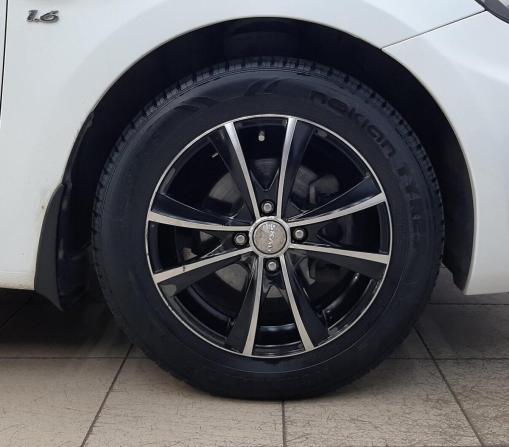 Hyundai Solaris I с пробегом 2013 года, цена 740 000 рублей, 192349 км, седан, Автокод Объявления