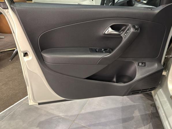 Volkswagen Polo V с пробегом 2013 года, цена 735 000 рублей, 140000 км, седан, Автокод Объявления
