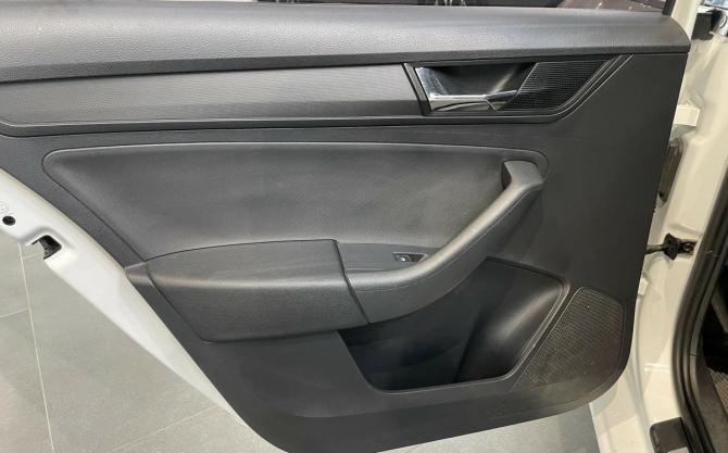 Skoda Rapid I Рестайлинг с пробегом 2019 года, цена 1 028 200 рублей, 98731 км, лифтбек, Автокод Объявления