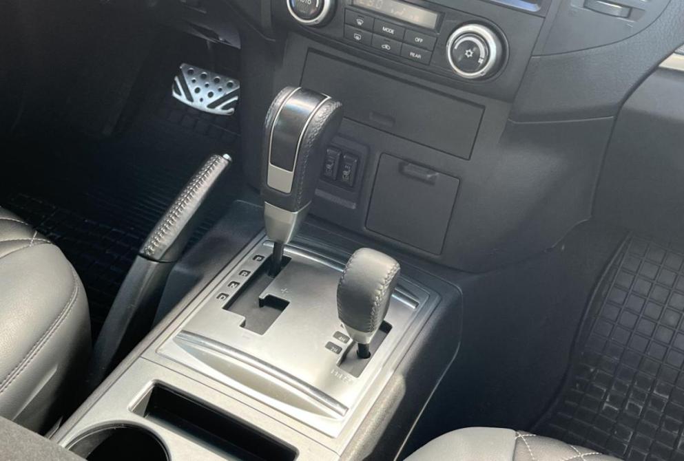 Mitsubishi Pajero IV Рестайлинг 1 Владимир  - изображение 14
