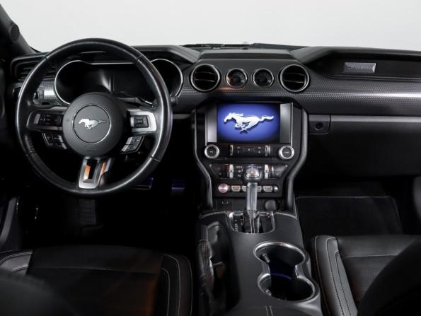 Ford Mustang VI Рестайлинг с пробегом 2017 года, цена 5 790 000 рублей, 29513 км, купе, Автокод Объявления