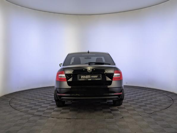 Skoda Octavia III (A7) Рестайлинг с пробегом 2019 года, цена 1 880 000 рублей, 101838 км, лифтбек, Автокод Объявления
