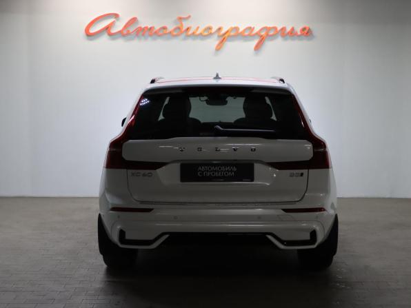 Volvo XC60 II Рестайлинг 2 с пробегом 2025 года, цена 7 650 000 рублей, 2128 км, внедорожник, Автокод Объявления