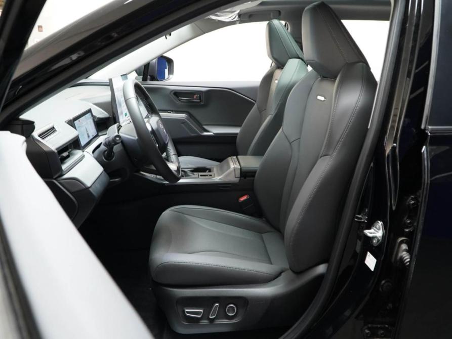 Toyota RAV4 VI (XA60) Москва  - изображение 11