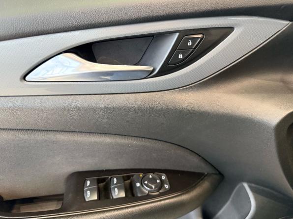 Opel Insignia II с пробегом 2018 года, цена 1 189 900 рублей, 250000 км, универсал, Автокод Объявления