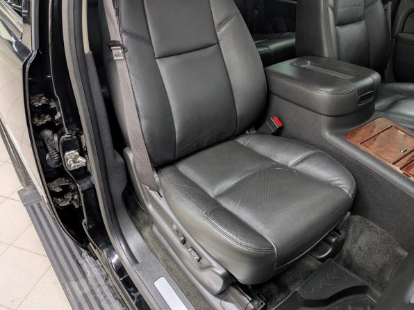 Chevrolet Tahoe III с пробегом 2013 года, цена 3 000 000 рублей, 86663 км, внедорожник, Автокод Объявления