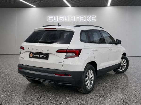 Skoda Karoq I с пробегом 2020 года, цена 2 379 000 рублей, 49917 км, внедорожник, Автокод Объявления
