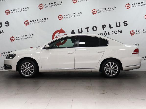 Volkswagen Passat B7 с пробегом 2012 года, цена 1 019 000 рублей, 187550 км, седан, Автокод Объявления