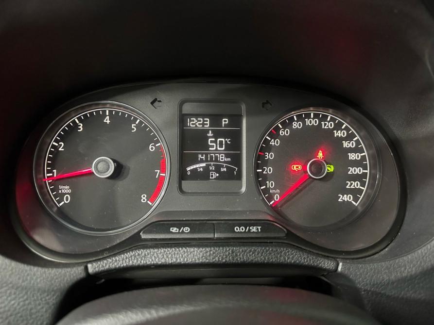 Volkswagen Polo V Рестайлинг Новосибирск  - изображение 15