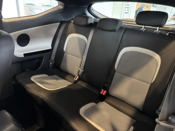 Kia Ceed II с пробегом 2013 года, цена 970 000 рублей, 197582 км, хэтчбек, Автокод Объявления