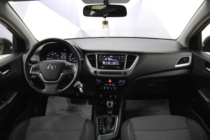 Hyundai Solaris II с пробегом 2020 года, цена 1 499 900 рублей, 138661 км, седан, Автокод Объявления