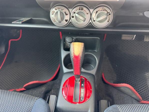Honda Fit I с пробегом 2002 года, цена 365 000 рублей, 300731 км, хэтчбек, Автокод Объявления