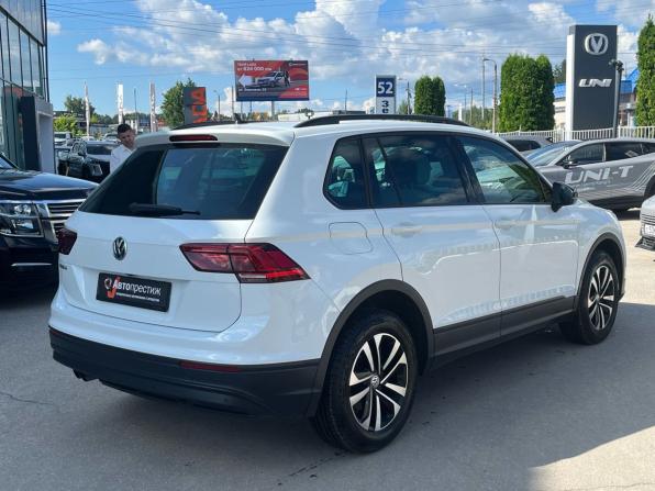 Volkswagen Tiguan II с пробегом 2020 года, цена 2 470 000 рублей, 60259 км, внедорожник, Автокод Объявления